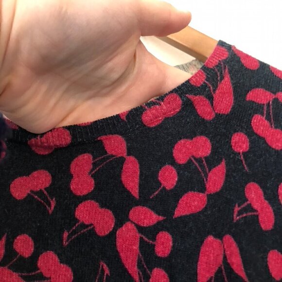 JOIE Navy Blue Red Cherry Fruit Cotton CASHMERE Crewneck Light Sweater Small S - Picture 4 of 5